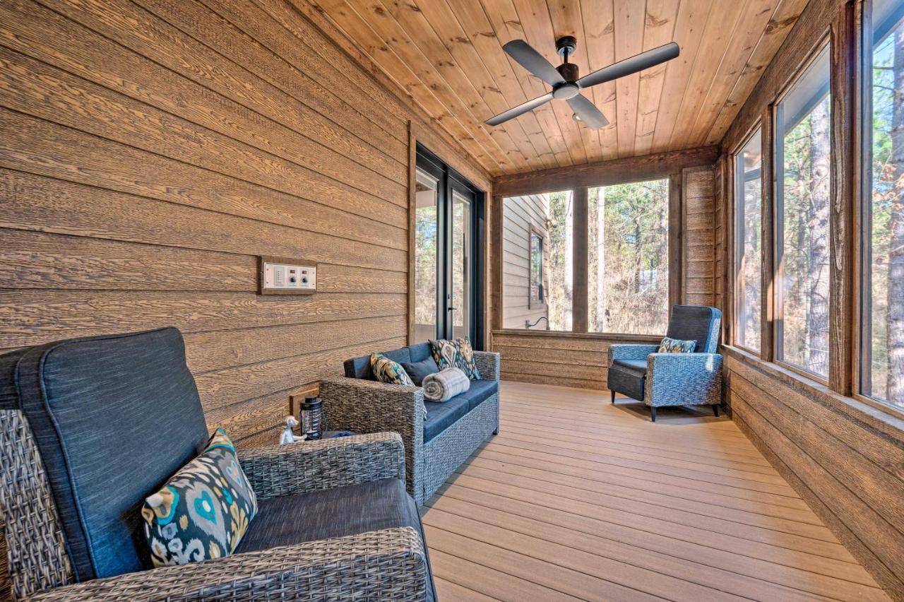Broken Bow Lazy Dog Lodge With Hot Tub, Pool Table Luaran gambar